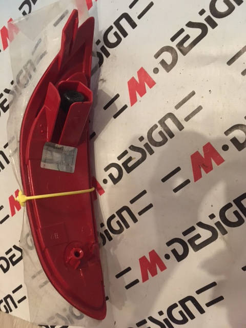 Катафот (отражатель) в бампере задний правый Hyundai Solaris 2011-2014 924061R000