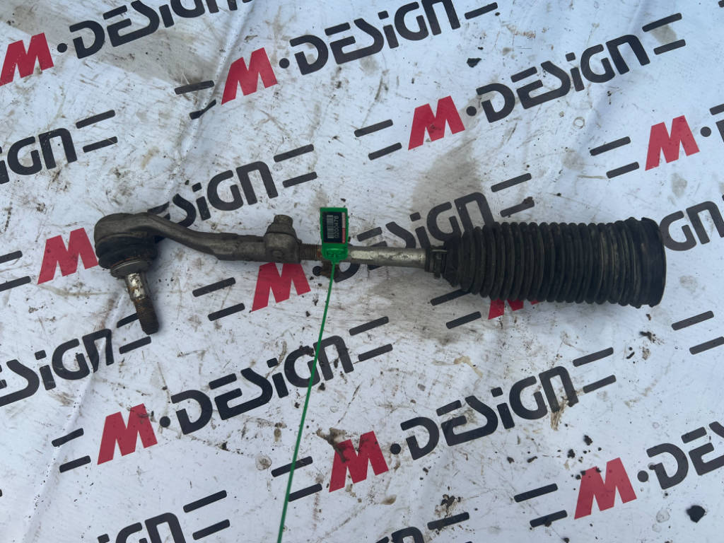 Поперечная рулевая тяга правая