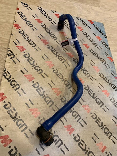 Вентиляционный трубопровод BMW E82 E88 16137173855