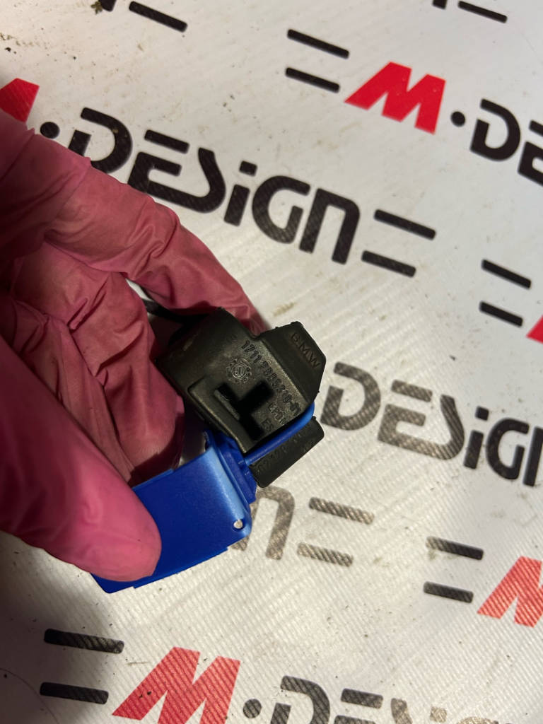 Резинометаллический шарнир bmw E82 E90 17117805310