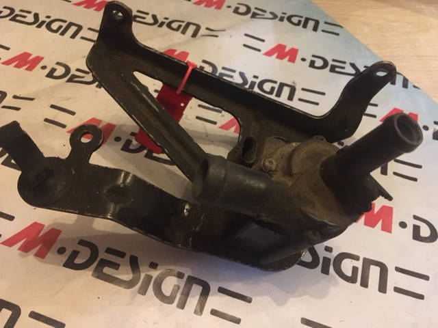 Помпа водяная дополнительная Bmw F20 F30 116I F20 N13B16A 11517629918