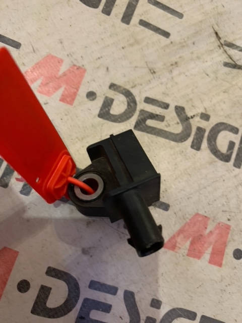 Датчик удара передний BMW F22 F30 65779196042