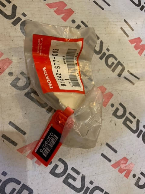 Клипса пластмассовая HONDA 91542-ST7-003