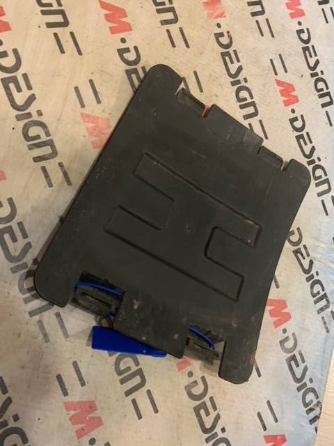 Подкрылок Локер переднего колеса BMW F30 51717260397