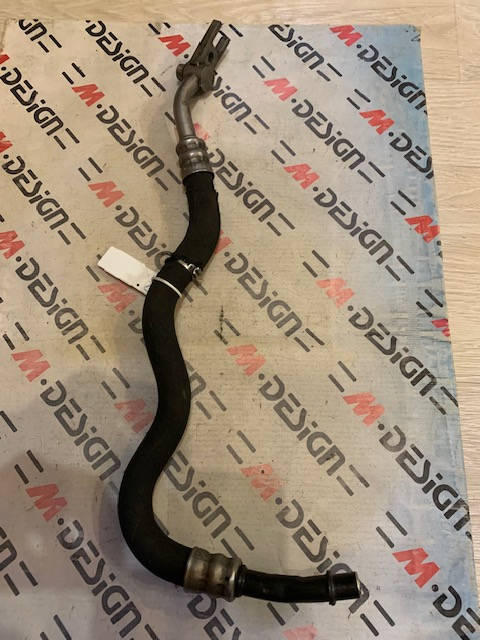Трубка охлаждения масла BMW E82 E88 17227573274