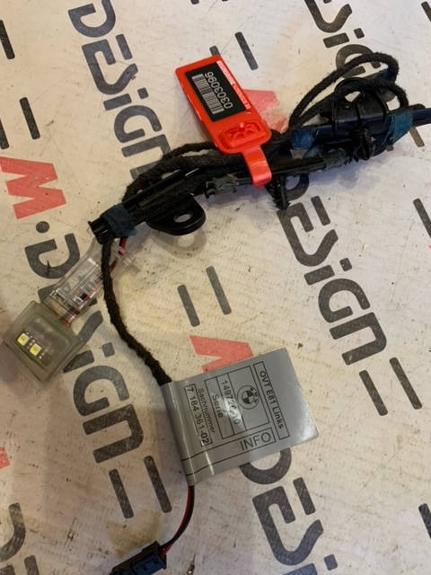 Подсветка ручки двери Левой BMW E82 E88 63317184361