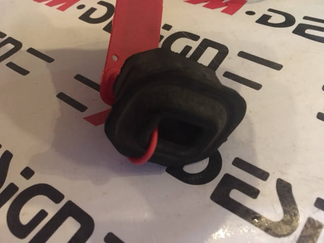 Модульная опора резинка радиатора BMW F20 F30 17117600539