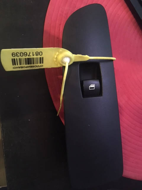 Выключатель стеклоподъемника стороны пассажира Bmw E81 E82 E88 передний правый черный 61319162997