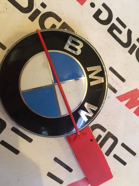 Эмблема капота Bmw F25 51148132375