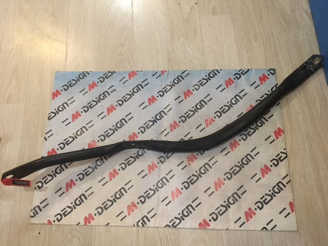 Диагональная растяжка Левая Передняя BMW E88 51617265285