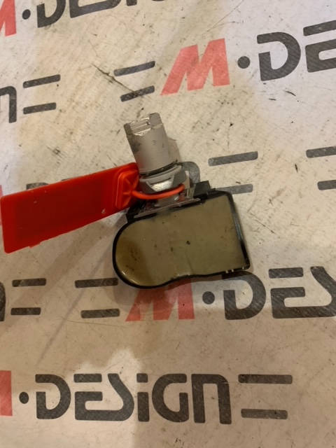 Датчик давления в шину BMW F30 36106855539