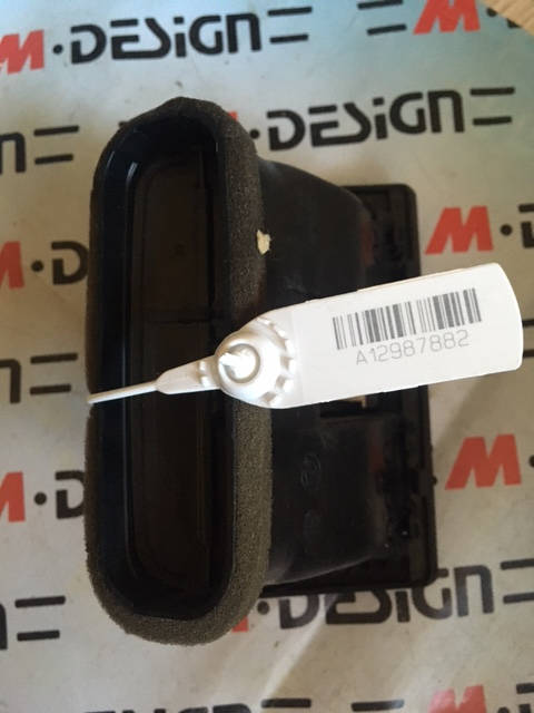Решетка задних воздуховодов bmw f20 64229265350