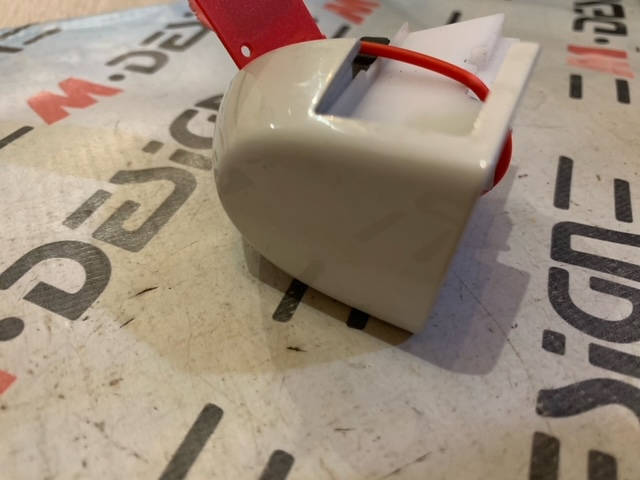 Накладка ручки наружной Левой BMW 3-серия F30 51217162433 белая