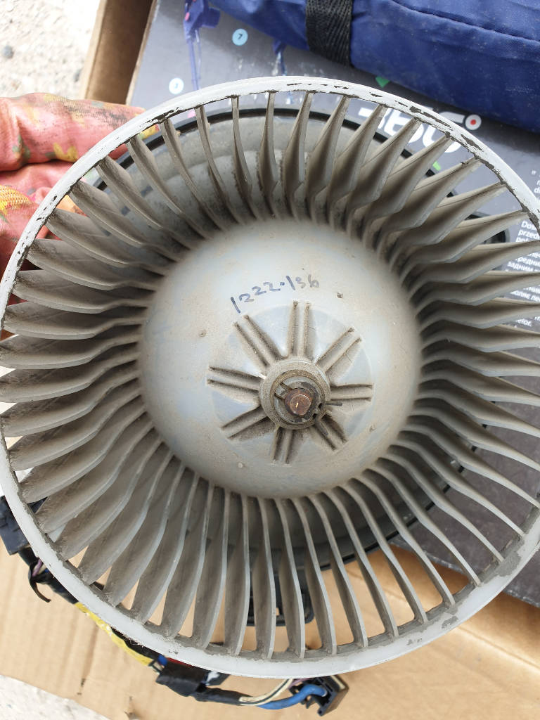 Мотор печки Toyota Altezza 2001 SXE10 3SGE