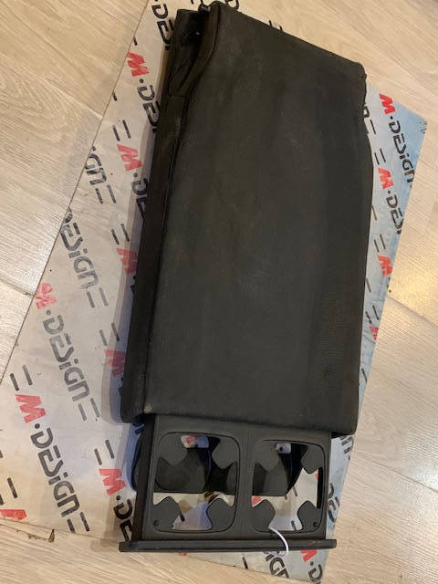 Средний подлокотник кожа BMW E90 52207213556