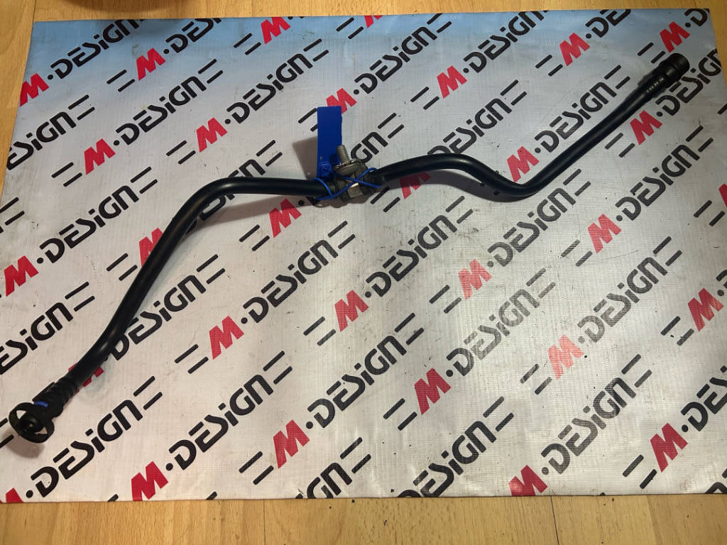 Трубка вентиляции топливного бака Bmw E88 N55 13907636124