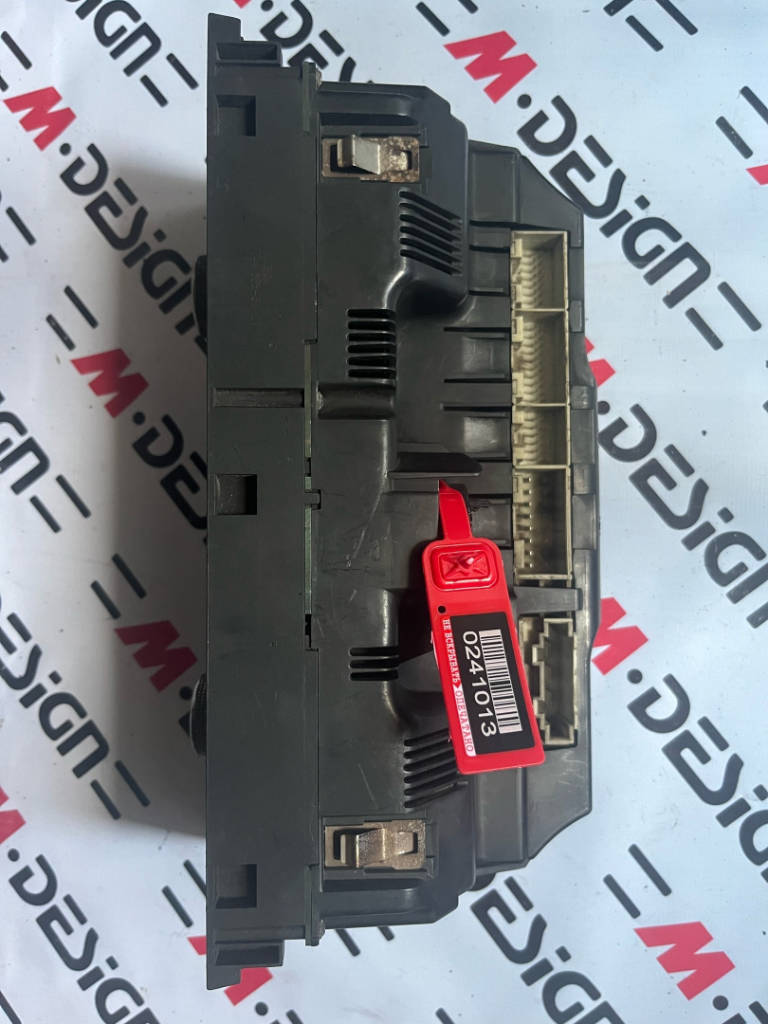 Блок управления печки/климат-контроля AUDI 4F1820043J