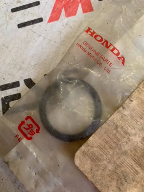 Кольцо уплотнительное распределителя зажигания HONDA 30110-PC6-005