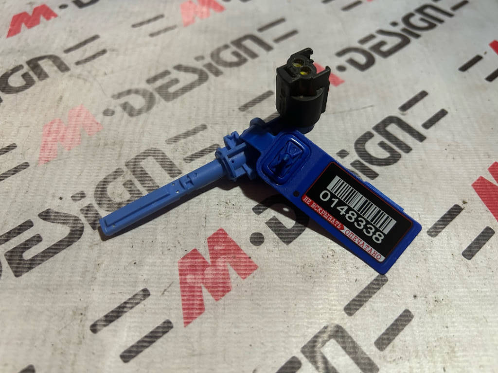 Датчик уровня охлаждающей жидкости BMW 17137553919