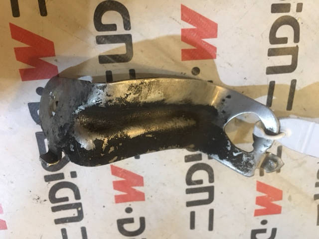 Кронштейн облицовки днища кузова Перед Ср BMW F30 51757241832