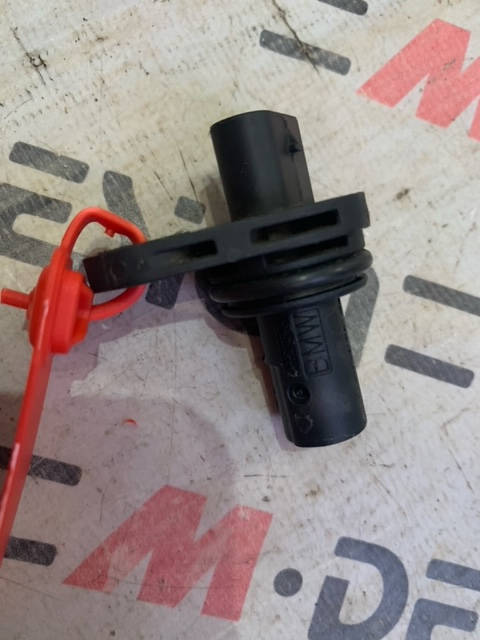 Датчик положения распредвала BMW 13627633958