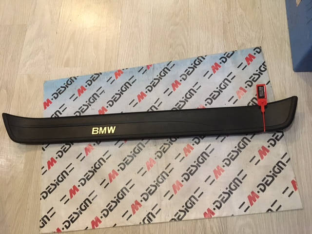 Накладка порога левая передняя BMW E90 51477060279