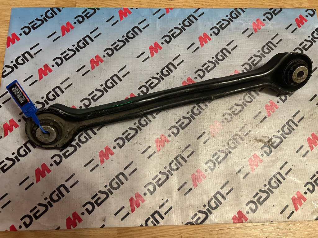 Рычаг задний нижний BMW 33326763471