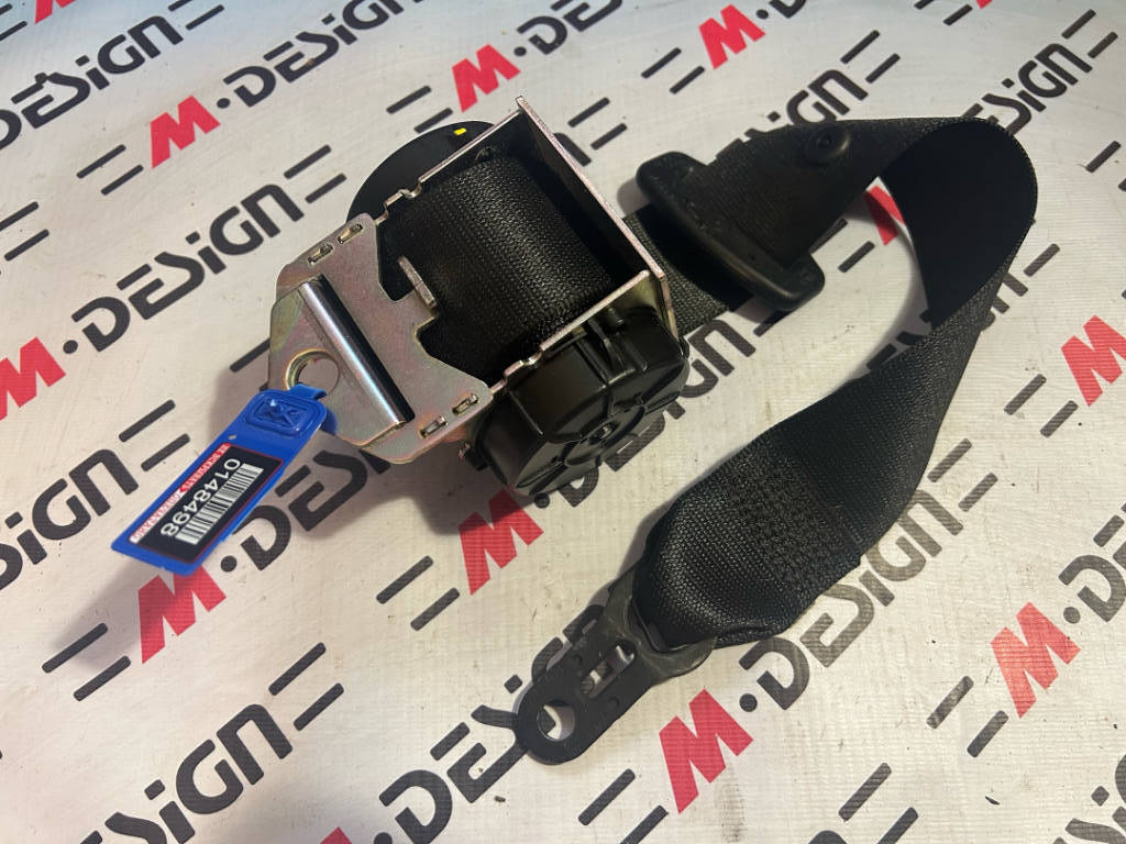 Ремень плечевой Задний bmw E82 72112996491