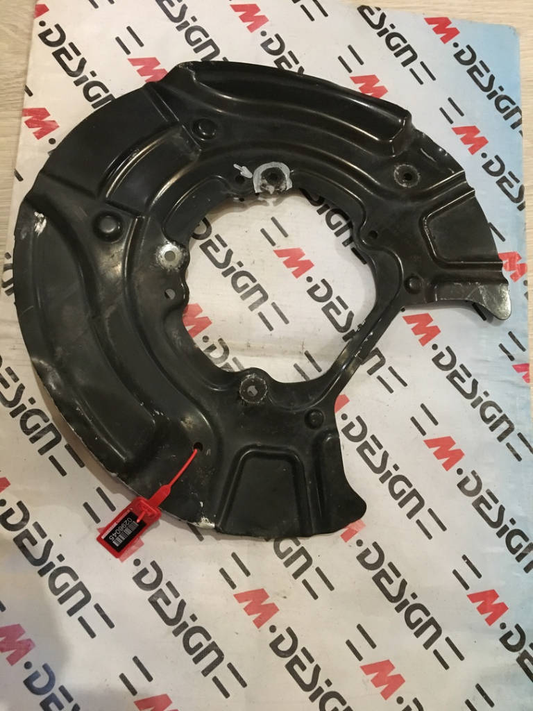 Защитный кожух (тормозной щиток) BMW F25 F26 34206787533