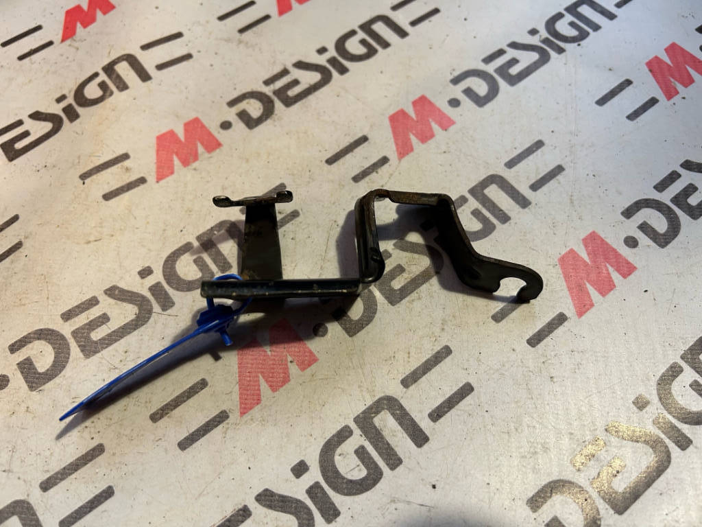 Кронштейн трубопровода ABS/BVA Л bmw 34526770629