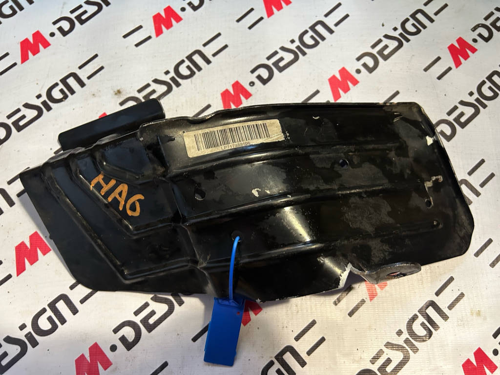 Защита топливопровода BMW E82 16127174891