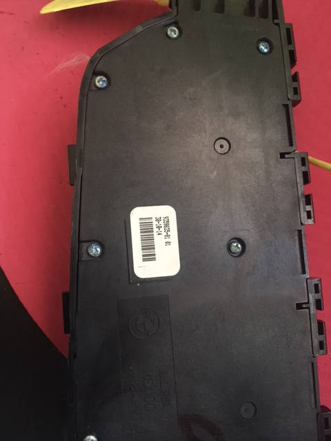 Переключ.регулир.сиденья ВОД с ф.памяти BMW F30 61319359835