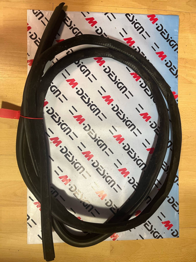 Защитная окантовка двери Пд BMW 51727247258