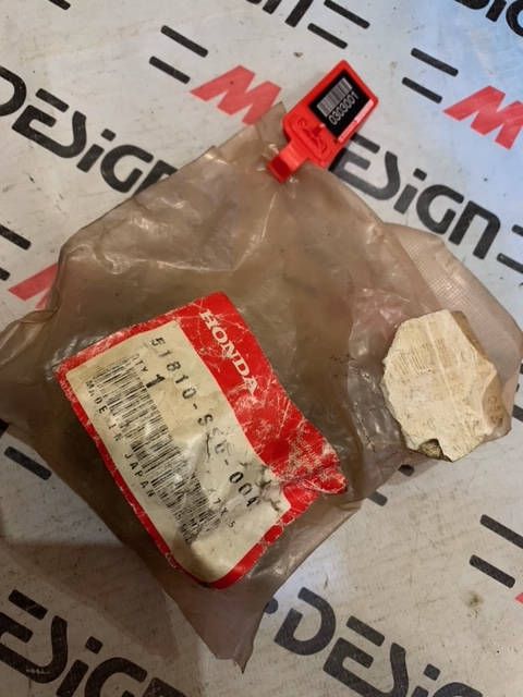 Сайлентблок переднего нижнего рычага Honda Accord 51810-SS0-004