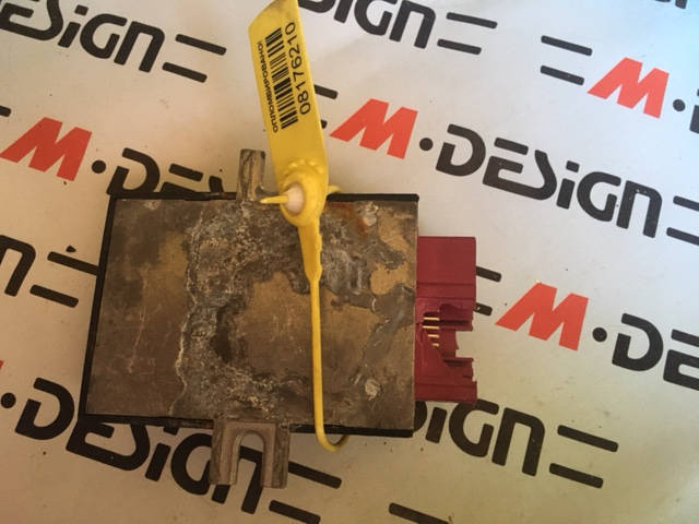 Блок управления топливным насосом BMW 16147180426