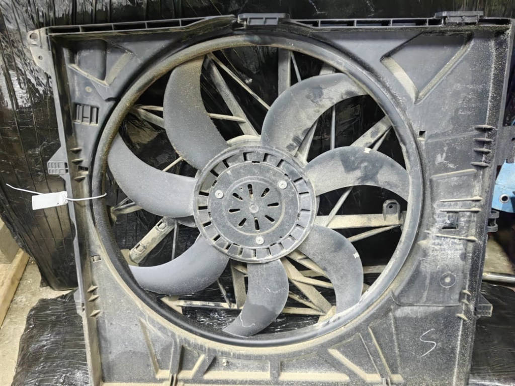 Вентилятор охлаждения Bmw X3 F25 17427593850