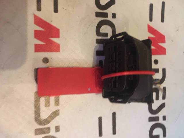 Разъем фары гнездовой BMW E88 E90 61132359991