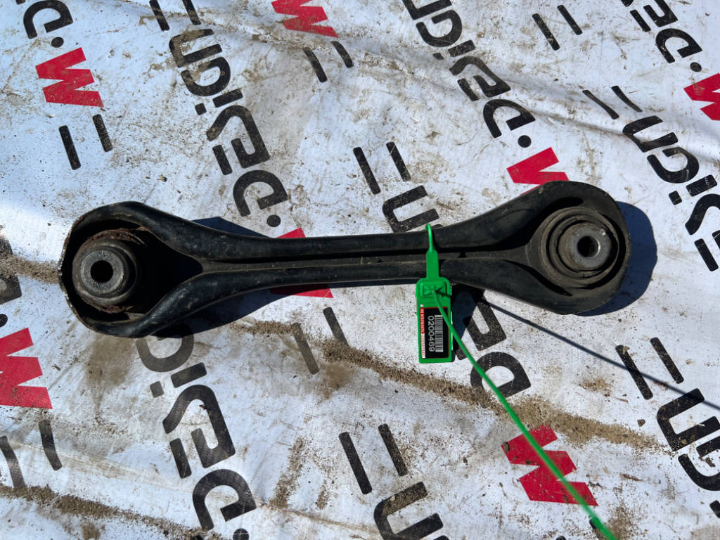 Поперечный рычаг подвески