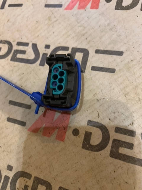 Разъем проводки (корпус розетки) BMW F25 61138383300