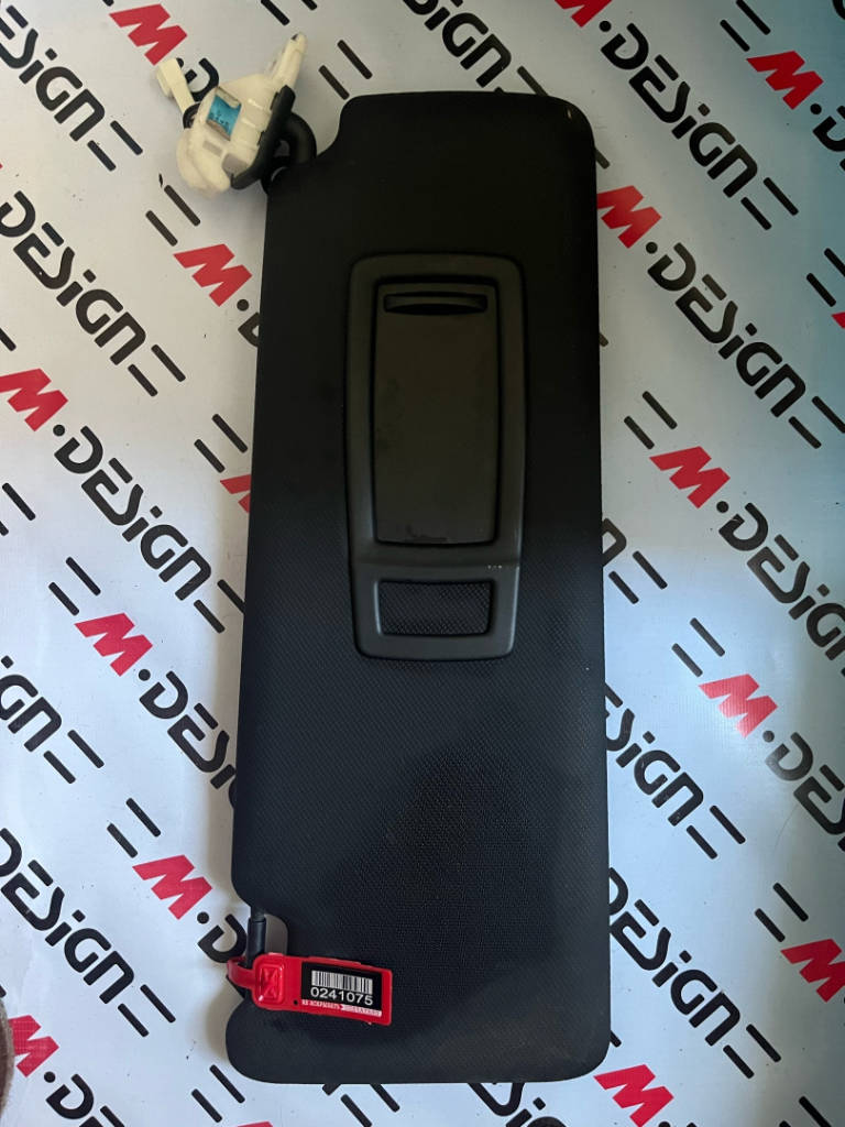 Солнцезащитный козырек П BMW 51168061314