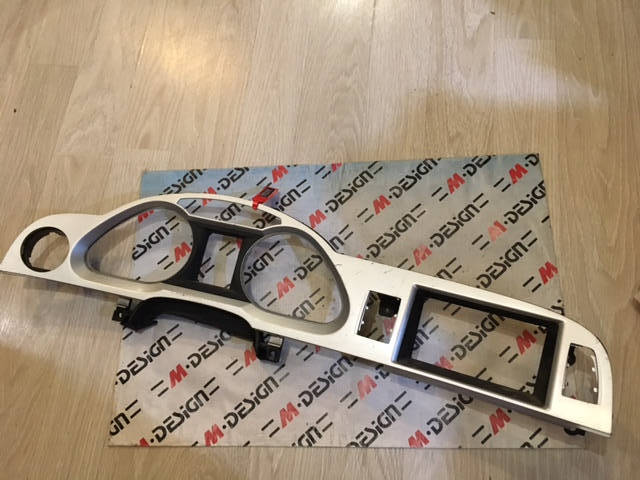 Накладка на торпедо (консоль) Audi A6 4F/C6 4F1857115H