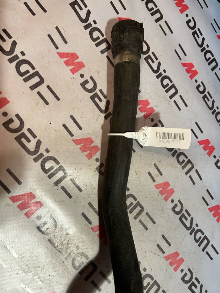 Шланг патрубок 64216951946 BMW