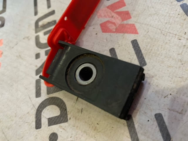 Кронштейн маслопровода BMW E90 17227519270