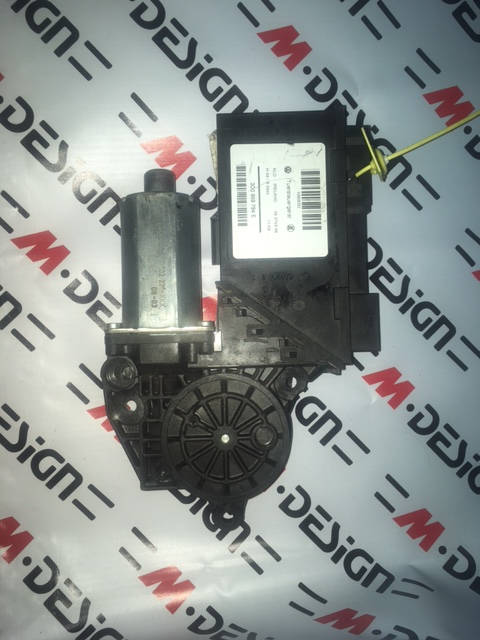 Мотор стеклоподъемника Volkswagen Touareg 7L 3D0959794E