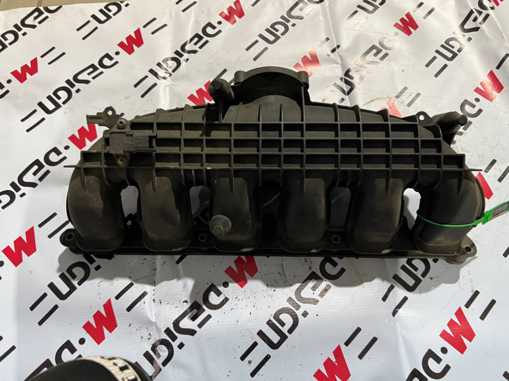 Впускной трубопровод