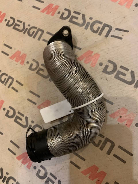 Водяной шланг BMW E90 11537572159