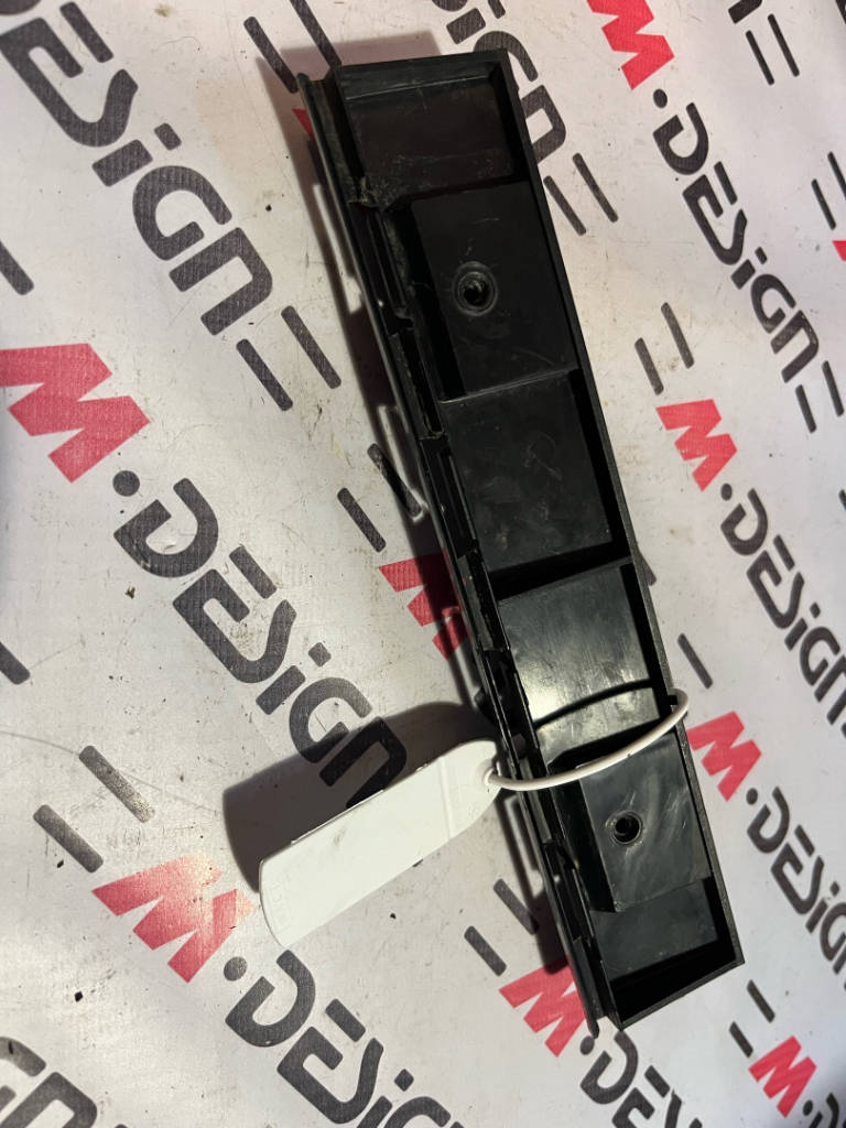 Li Планка крепления bmw 51777169979