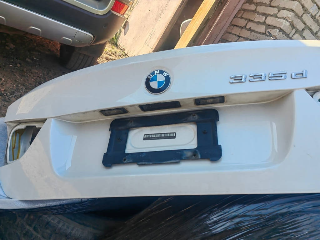 Крышка багажника BMW E90 41627209701