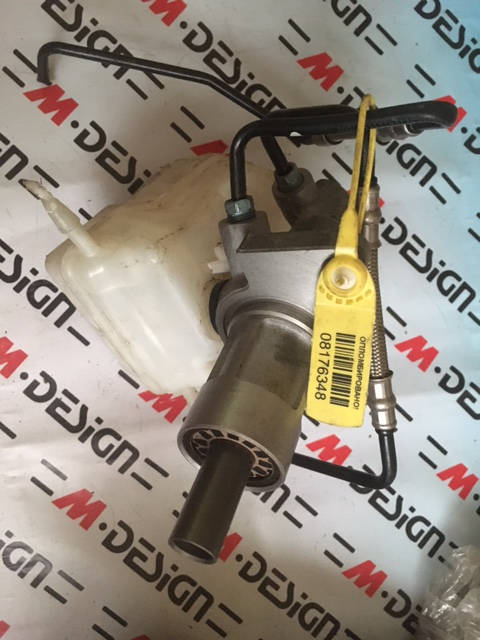 Главный тормозной цилиндр с бачком BMW E90 E92 34336785664