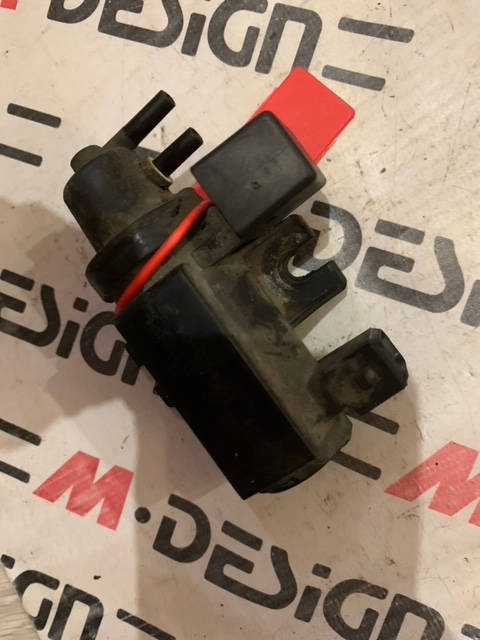 Клапан управления турбиной 11747626351 BMW F25 F30 N20